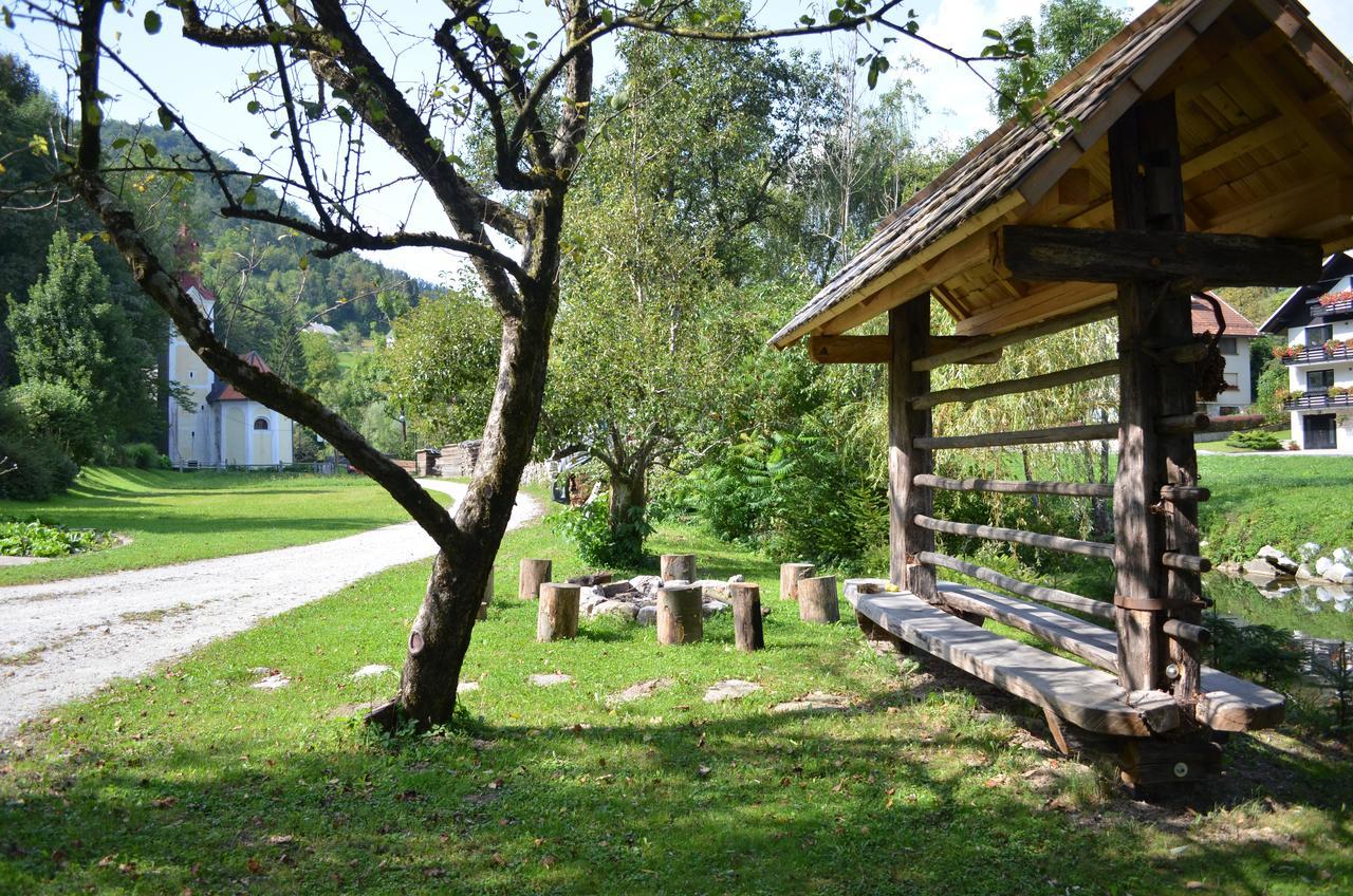 Homestead Farm Tesnak Gorenja Vas  Ngoại thất bức ảnh